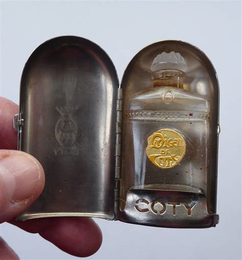 antique coty perfume bottles.